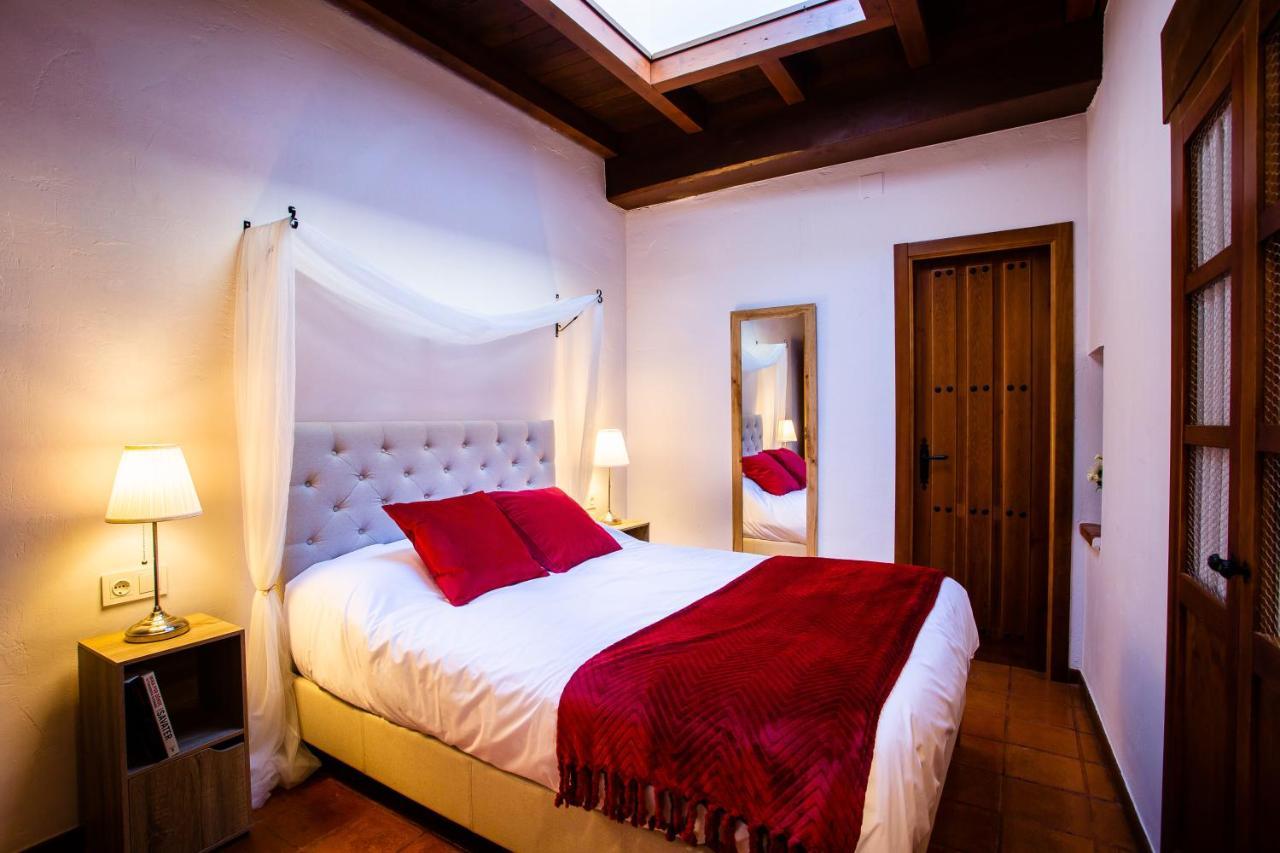 Apartamentos Puente De La Juderia Ервас Екстер'єр фото