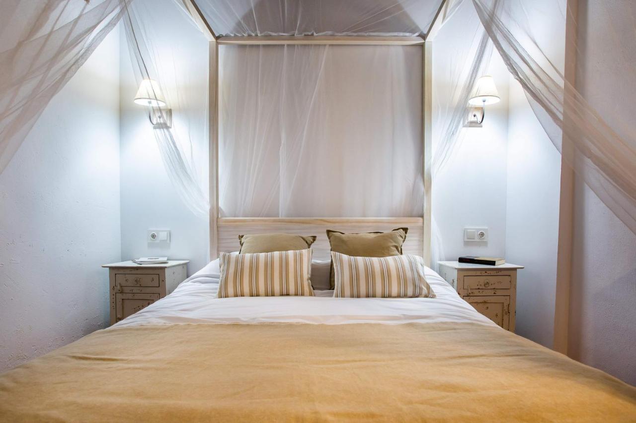 Apartamentos Puente De La Juderia Ервас Екстер'єр фото