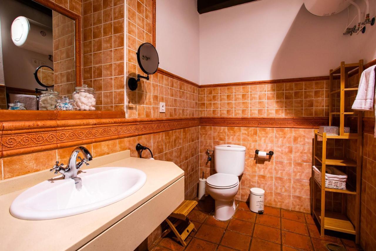 Apartamentos Puente De La Juderia Ервас Екстер'єр фото
