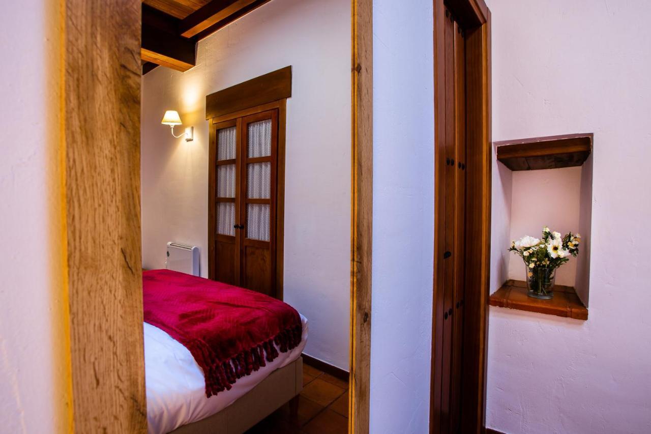 Apartamentos Puente De La Juderia Ервас Екстер'єр фото