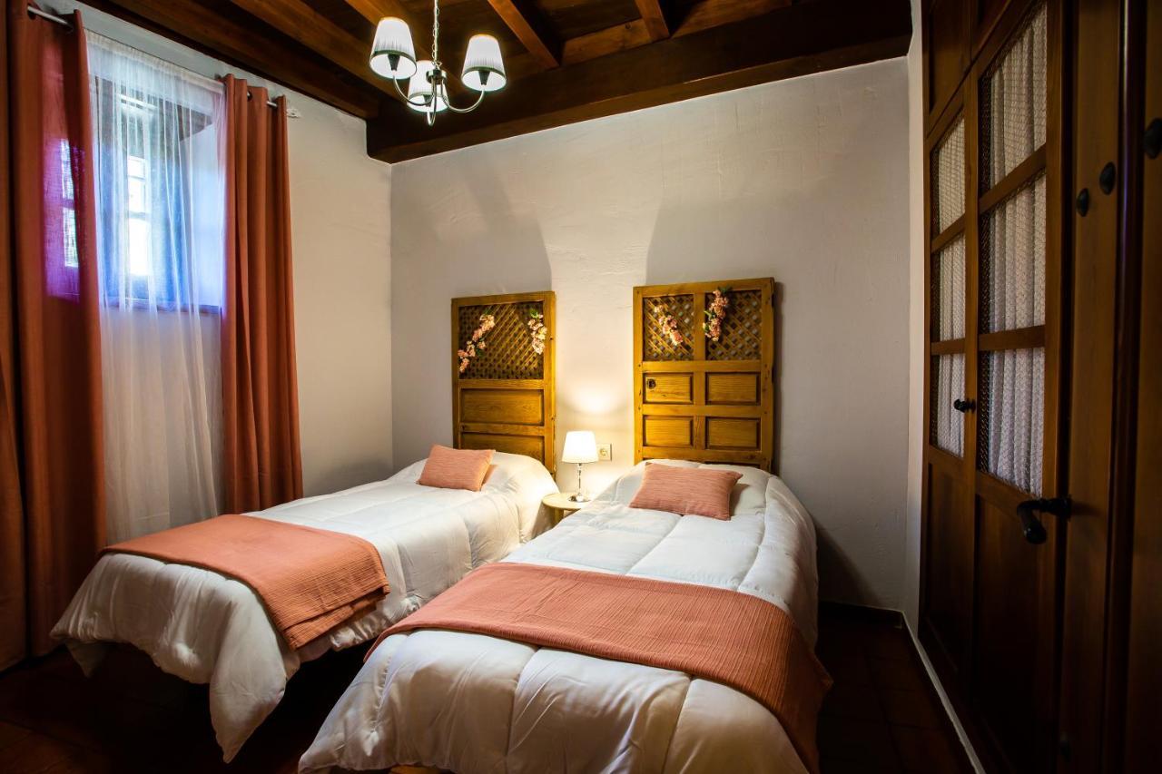 Apartamentos Puente De La Juderia Ервас Екстер'єр фото