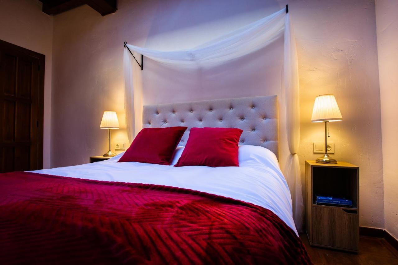 Apartamentos Puente De La Juderia Ервас Екстер'єр фото